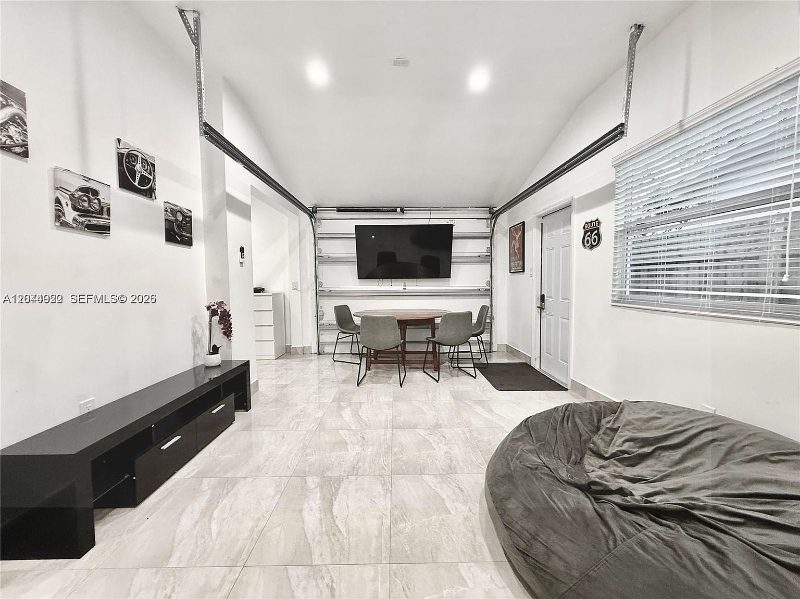 Living and dining at Recover at Monarch, 947 NE 149th St, Miami